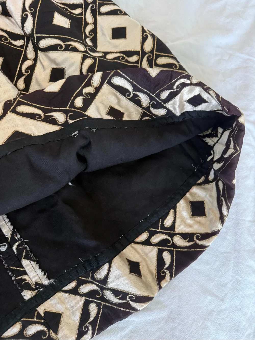 Vintage Handmade 1960s Party Dress with Velvet Bodice and Gold Patterned Skirt - Picture 2 of 8